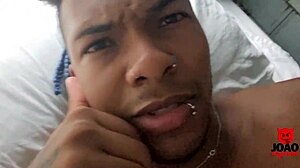 i'm joão the naughty waking the babe with my dick in her shaved pussy, pov style