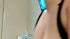 Wife Gives Sloppy Blowjob On Knees With Deepthroat