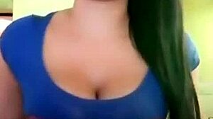 Hot Colombian Woman Excites Public Outdoors With Moves!