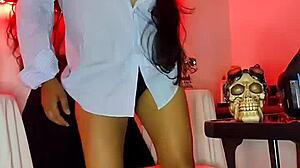 intense perreo dancing with karol g in first live show leads to masturbation