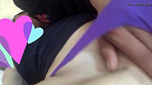 my friend fingers my girlfriend in masturbation session