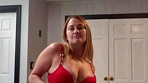 Amateur Wife Strips Slowly to Her Favorite Music