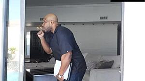 Milf with bolt-ons drains BBC in missionary 😏