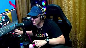 Andressa Sanchez moans from vibrator on nipple!