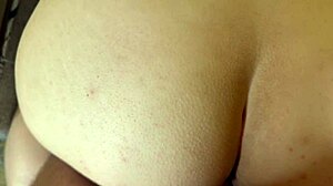 milf wife enjoys homemade session