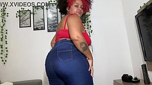 Bbw beauty says she's farting in her blue jeans with that curvy ebony body.