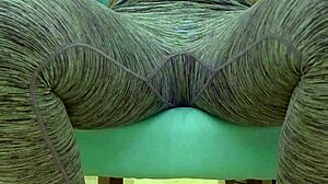 Teen babe teases sugar daddy with big ass in leggings during workout photoshoot