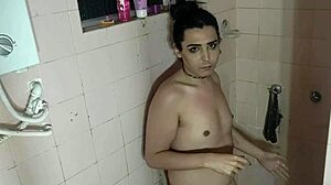 Mature Amateur Transvestites Fuck Anal in Morning Bath