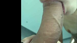 Novinha sucking teen 18+ babe's blowjob cumshot