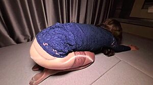 young beauty eveline dellai enjoys a relaxing session