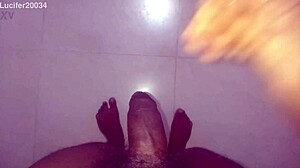 looking for friendship contact on whatsapp