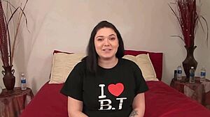 Desperate amateurs Crimson Pearl Savanna Kate Lexi get pussies stretched