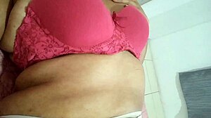 Beautiful milf fingers wet pussy!