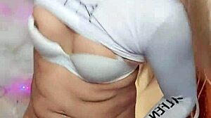 rica blanca trans jerks off cock