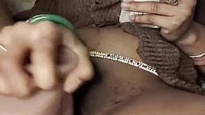 does kayyummy play with her dildo solo?