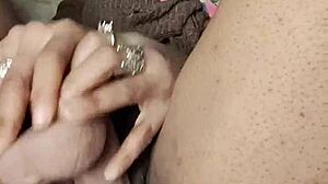 does kayyummy play with her dildo solo?