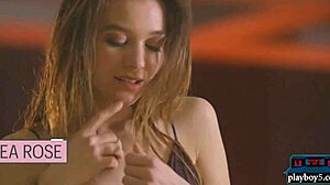 teen beauty naked in hot tub