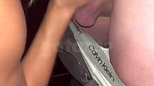 casada conversa sobre dar para macho dotado na cabine