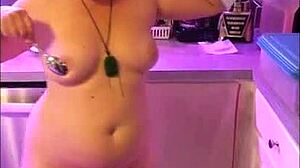 hotwife steffi dances with her pussy, dirty and hot