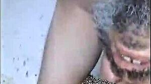 La primera 007 appears as an amateur video with a unique first-time theme and simple setup