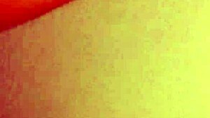 Amateur Shows Off Her New Ass in Exciting Scene