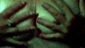 Mature milf shares message about her tits 😍