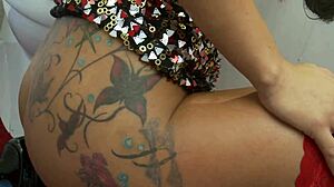 i love servicin' cocks at the gloryhole, it's so excitin'