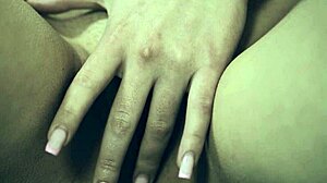 Elizamars explores her body in vintage solo session