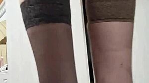 Teen Elza Kom Sniffs Panties And Gets Fucked