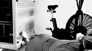 Creeper Massage Workout With Ass Focus!