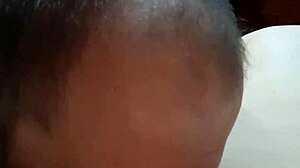 Watch this wife lick pussy