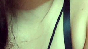 punheta guiada por rabuda gostosa