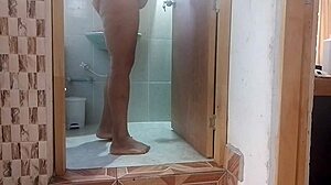 Milf Colombiana Gets So Horny She Masturbates Right At Her Neighbor's Bathroom Door!