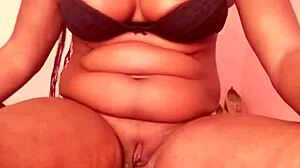 Queensandy explores dildo play and masturbation