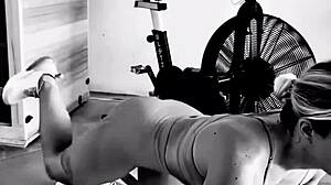 Creeper Massage Workout With Ass Focus!