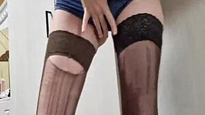 Teen Elza Kom Sniffs Panties And Gets Fucked