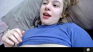 Teen 18+ Couple's Intense Pussy Fucking and Creampie