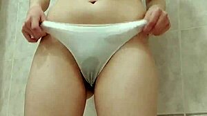 Skinny teen pees in bath