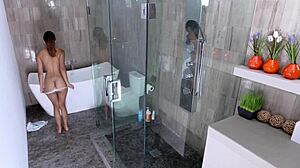 petite stepsis rides her stepbros big cock deep and hard 😈