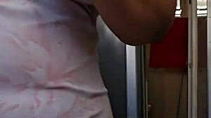 Pregnant woman shows off her big ass