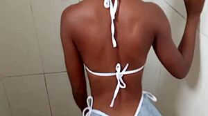 i had a conversation with the tattooed girl in the bathroom