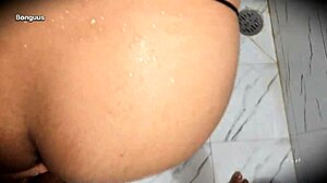 Does Stepmom Squirt In Shower Creampie?