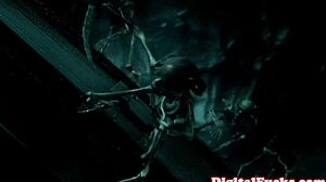 Jesse Jane in Close-Up FFM Threeway