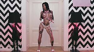 Whore in heels gapes ass with black monster