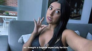 Colombian Influencer Lina Henao Fucks Max Cartel In Medellin Public Spot