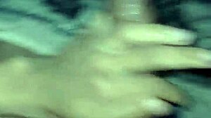 i'm eyaculatin hot cum from my 22cm cock into her wet pussy