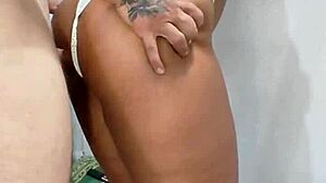 Me Deje Llevar Por Mi Padrastro Y Termino Dándome Anal De Pie Y Se Corrió Dentro De Mí