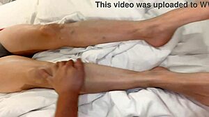 Cute Beautiful Feet Massage In New York Salon