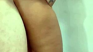 Me Deje Llevar Por Mi Padrastro Y Termino Dándome Anal De Pie Y Se Corrió Dentro De Mí