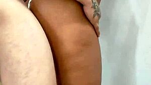 Me Deje Llevar Por Mi Padrastro Y Termino Dándome Anal De Pie Y Se Corrió Dentro De Mí